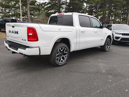Bright White Clearcoat 2026 RAM 1500 Laramie