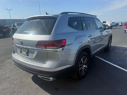 2023 Volkswagen Atlas 2.0T SE