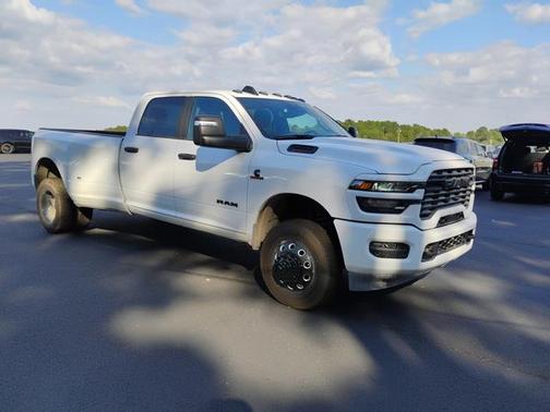 2025 RAM 3500 Big Horn