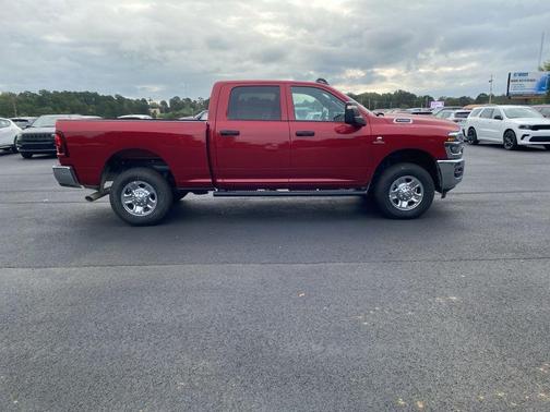 Molten Red Pearlcoat 2026 RAM 2500 Tradesman