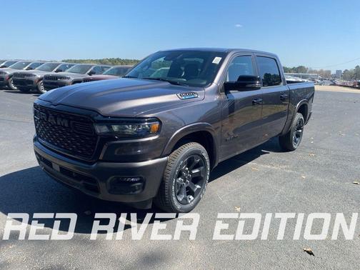 Granite Crystal Clearcoat Metallic 2026 RAM 1500 Big Horn/Lone Star