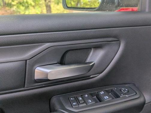 Bright White Clearcoat 2026 RAM 1500 Tradesman