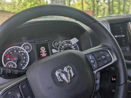 Bright White Clearcoat 2026 RAM 1500 Tradesman