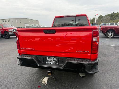 2025 Chevrolet Silverado 2500 Custom