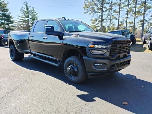 Diamond Black 2026 RAM 3500 Tradesman
