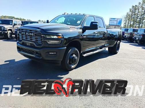 Diamond Black 2026 RAM 3500 Tradesman