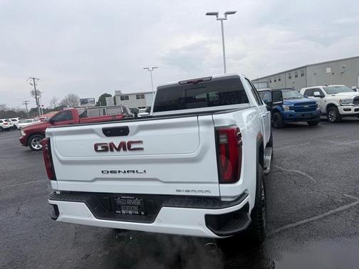 2025 GMC Sierra 2500 Denali