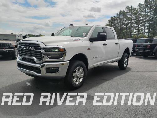 Bright White Clearcoat 2026 RAM 2500 Big Horn