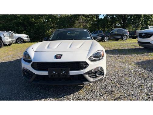 White 2018 FIAT 124 Spider Abarth
