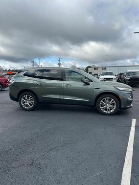 2022 Buick Enclave Premium