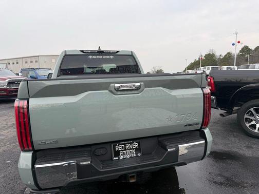 2025 Toyota Tundra Hybrid 1794 Edition