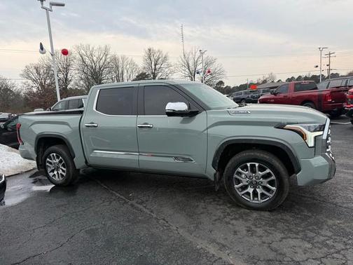 2025 Toyota Tundra Hybrid 1794 Edition