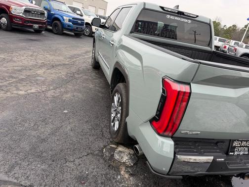 2025 Toyota Tundra Hybrid 1794 Edition