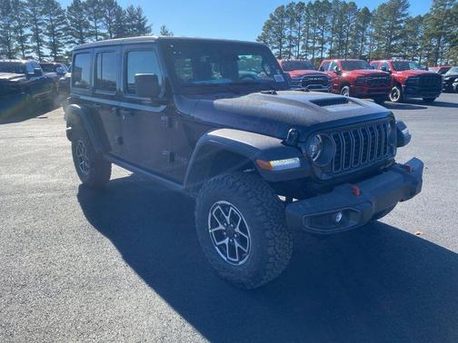 Black Clearcoat 2026 Jeep Wrangler Rubicon