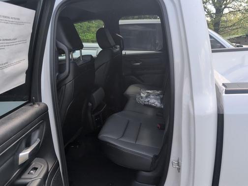 Bright White Clearcoat 2026 RAM 1500 Tradesman