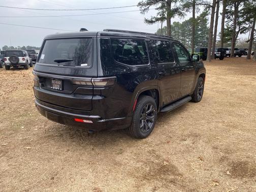 2026 Jeep Grand Wagoneer LIMITED