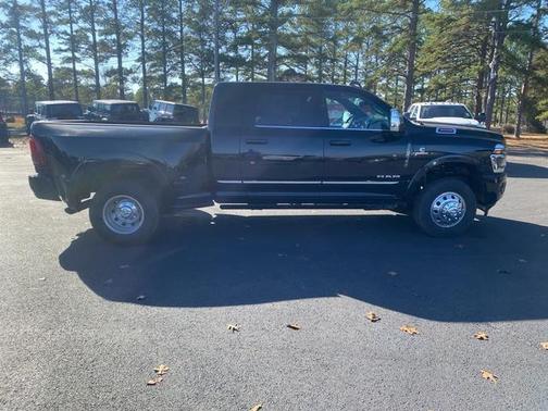 2026 RAM 3500 Limited