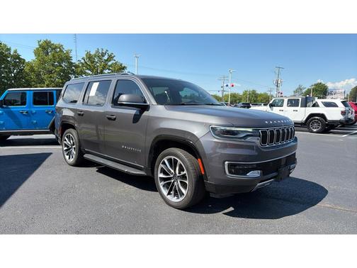 Metallic 2022 Jeep Wagoneer Series III