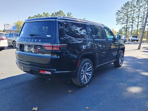 2025 Jeep Wagoneer Series II