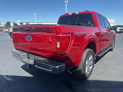 Rapid Red Metallic Tinted Clearcoat 2021 Ford F-150 XLT