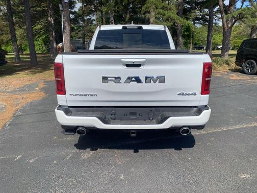 Ivory White 2026 RAM 1500 Tungsten