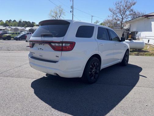 White Knuckle Clearcoat 2022 Dodge Durango R/T