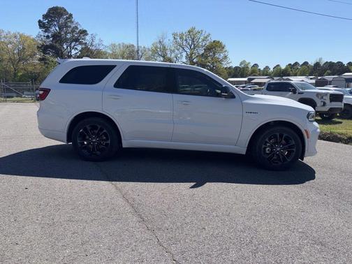 White Knuckle Clearcoat 2022 Dodge Durango R/T
