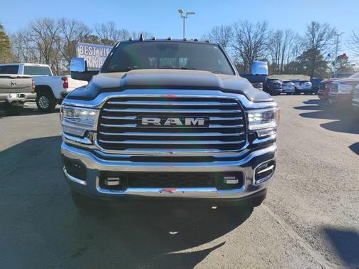 Diamond Black 2024 RAM 3500 Longhorn