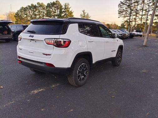 2026 Jeep Compass Trailhawk