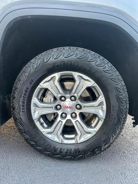 2024 GMC Sierra 1500 SLE