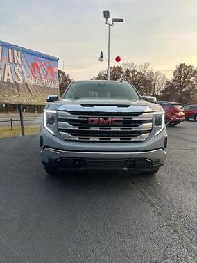 2024 GMC Sierra 1500 SLE