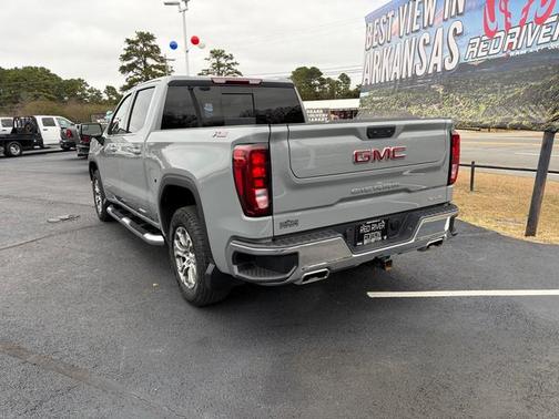 2024 GMC Sierra 1500 SLE