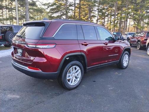 2025 Jeep Grand Cherokee Laredo X