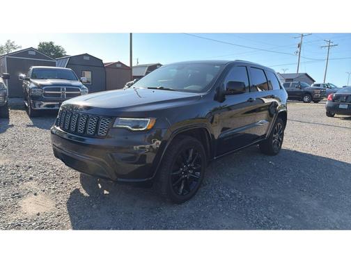 Diamond Black 2021 Jeep Grand Cherokee Laredo X