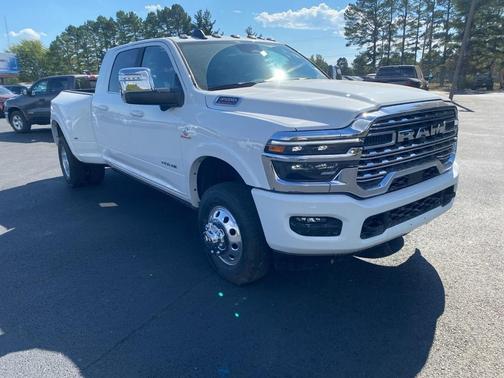 2026 RAM 3500 Limited