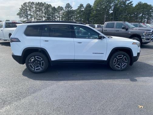 2026 Jeep Cherokee LAREDO/LIMITED