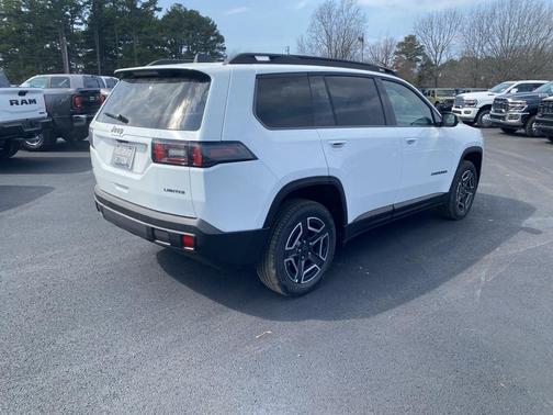 2026 Jeep Cherokee LAREDO/LIMITED