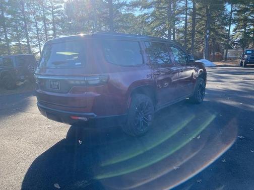 2026 Jeep Grand Wagoneer 