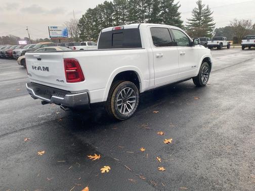 Bright White Clearcoat 2026 RAM 1500 Limited