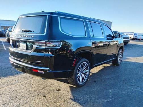 2023 Jeep Grand Wagoneer Series III