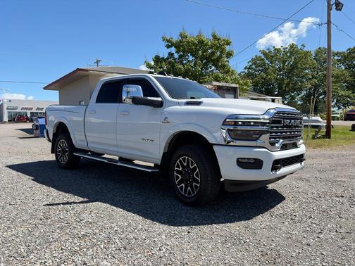 Bright White Clearcoat 2025 RAM 2500 Limited