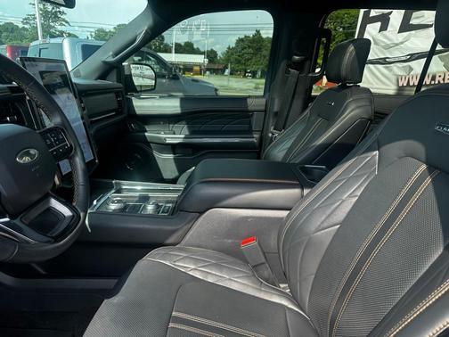 2024 Ford Expedition Max Platinum