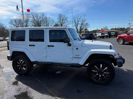 2016 Jeep Wrangler Unlimited Sahara