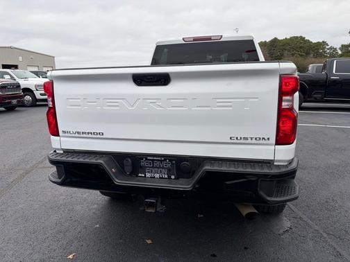 2024 Chevrolet Silverado 2500 Custom