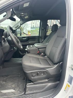 2024 Chevrolet Silverado 2500 Custom