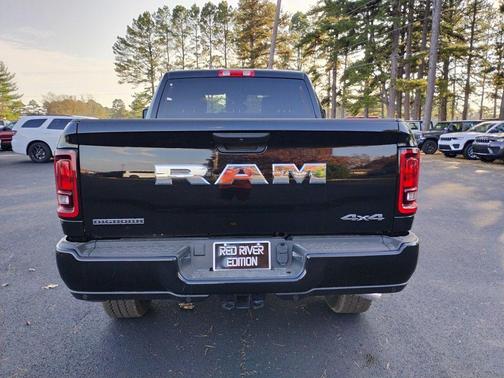 Diamond Black 2026 RAM 2500 Big Horn