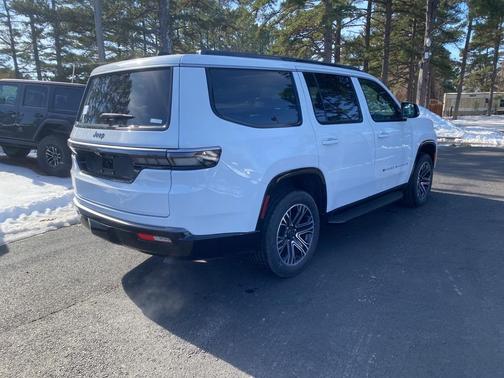 2026 Jeep Grand Wagoneer Base