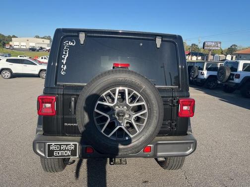 2025 Jeep Wrangler Sahara