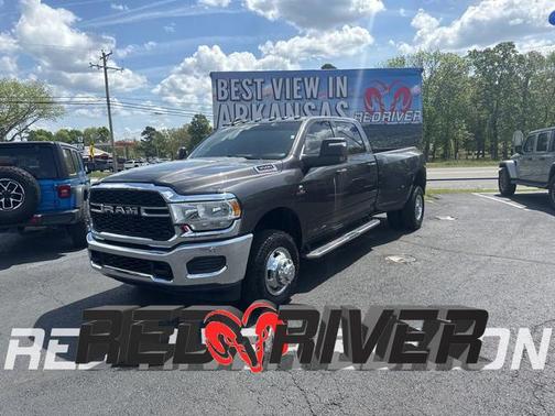 Granite Crystal Clearcoat Metallic 2024 RAM 3500 Tradesman