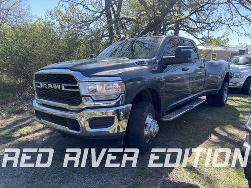 Granite Crystal Clearcoat Metallic 2024 RAM 3500 Tradesman